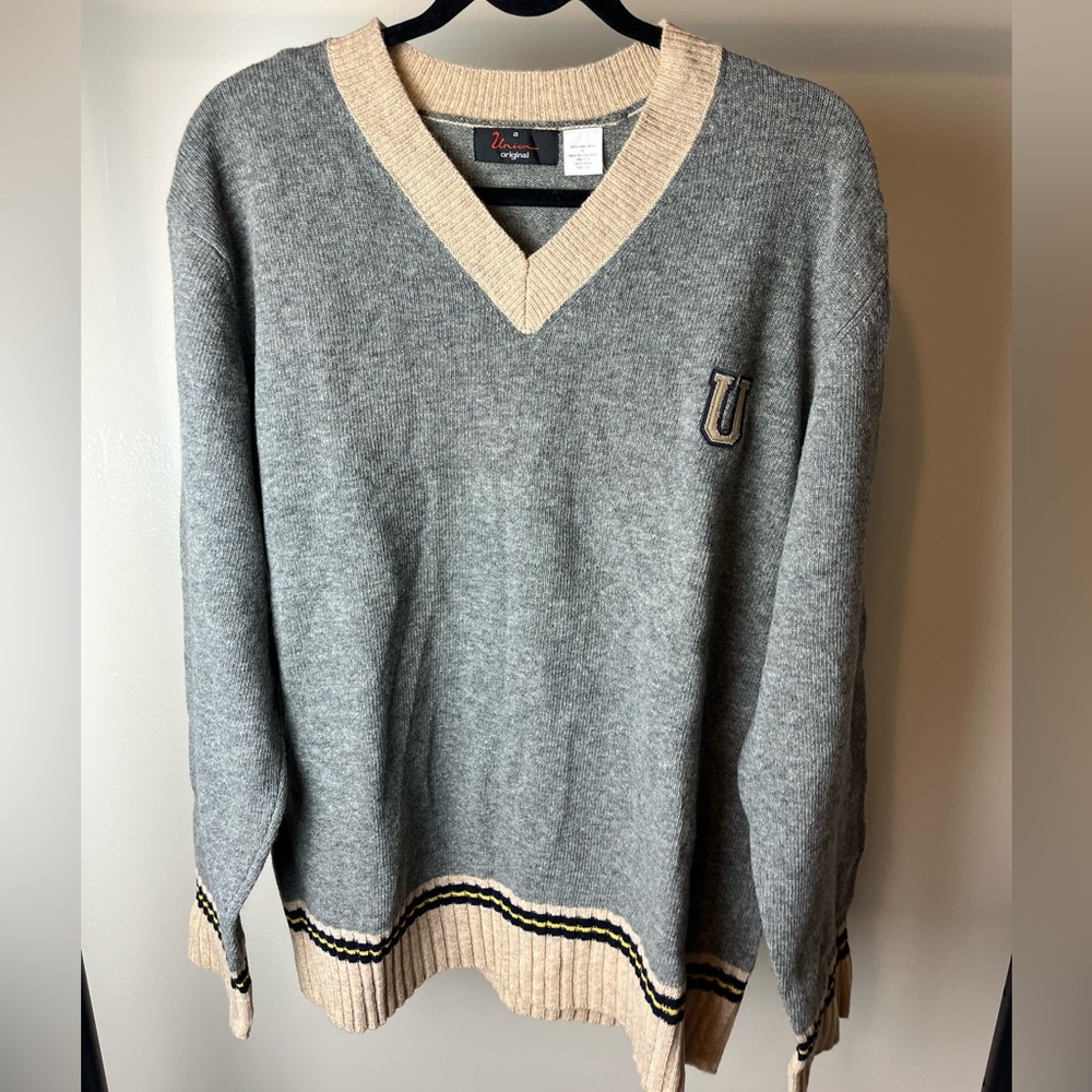 Union Vintage Men’s Vintage V neck sweater XL